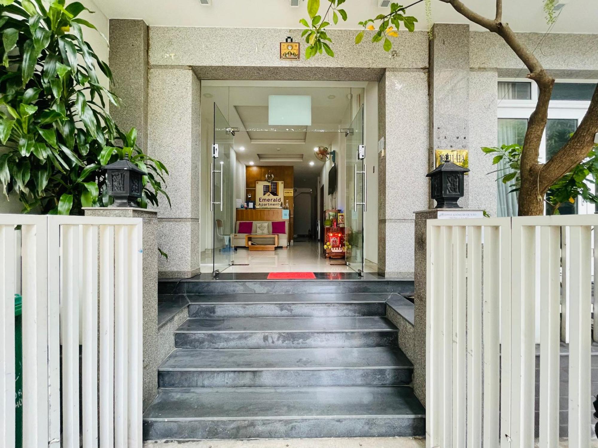 הו צ'י מין סיטי Emerald Apartments מראה חיצוני תמונה